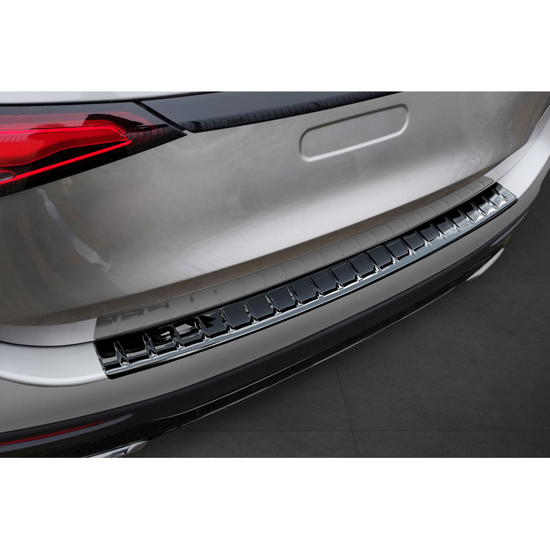 Mercedes-Benz Zwart-Chroom RVS Bumper beschermer passend voor Mercedes GLC II (X254) 2022- 'Ribs'