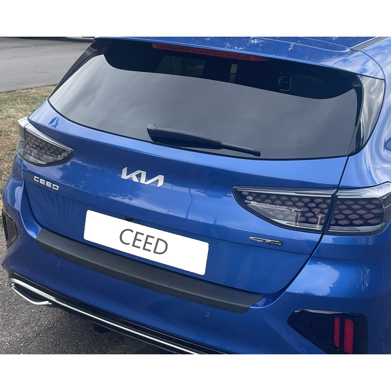 Kia Bumper beschermer passend voor  Cee'd (CD) HB Facelift 10/2021- Zwart