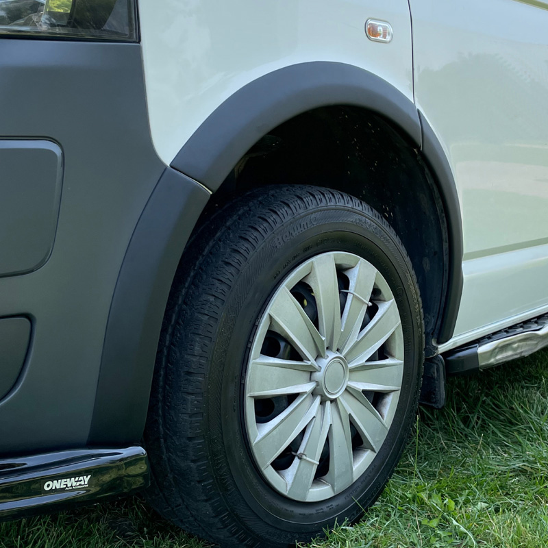 Volkswagen Oneway Set spatbordverbreders (Trims) passend voor  Transporter T5/T5.1 2003-2015