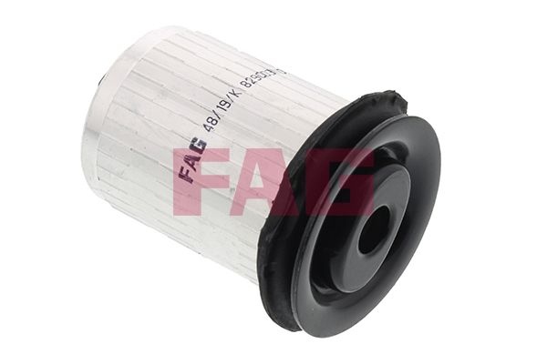 Mercedes-Benz Draagarmrubber
