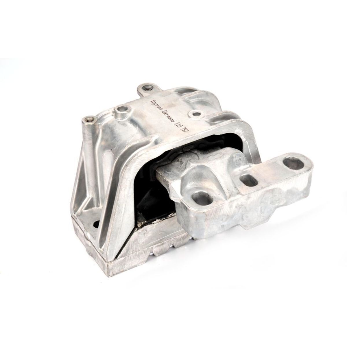 Hans Pries Lager, motor  110 757 rechts