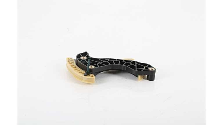 Mercedes-Benz Spanner, distributieketting