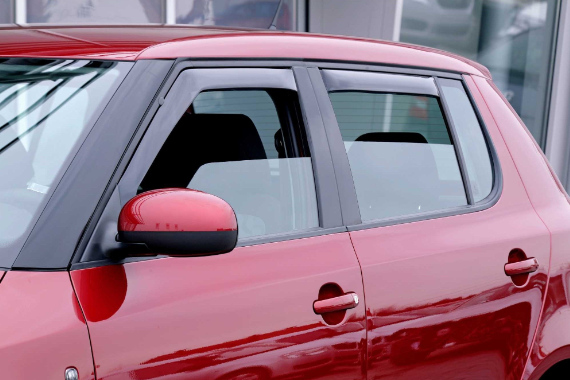 Toyota Zijwindschermen Classic passend voor  Avensis Verso 5 deurs 2004-2009