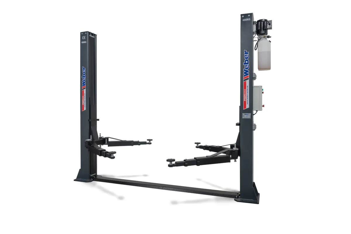 Weber professionele 2 koloms hydraulische hefbrug 4,2 ton met elektronische ontgrendeling zwart