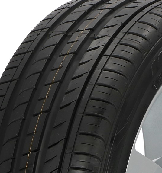 Nexen NFERASU1 225/55R17