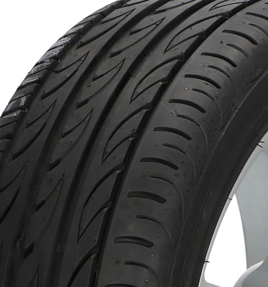 Pirelli Pzero Nero 215/45R17