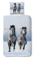 Good Morning Kinder-Wendebettwäsche Snowhorses, Flanell, 135 x 200 + 80 x 80 cm mehrfarbig