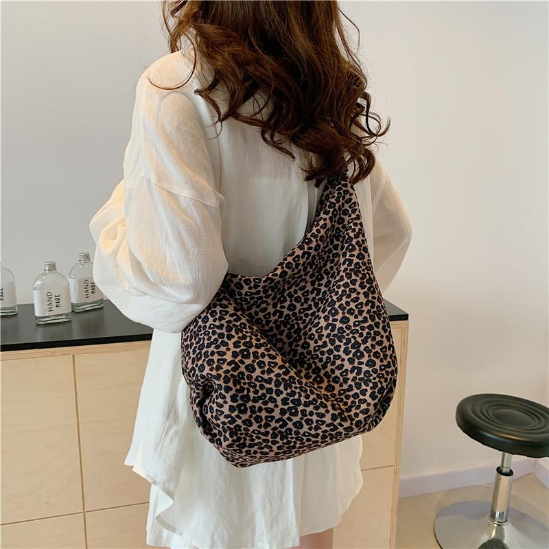 Kuluosidi Luipaardprint tas Dames lichtgewicht forensen schoudertas crossbody tas koffie