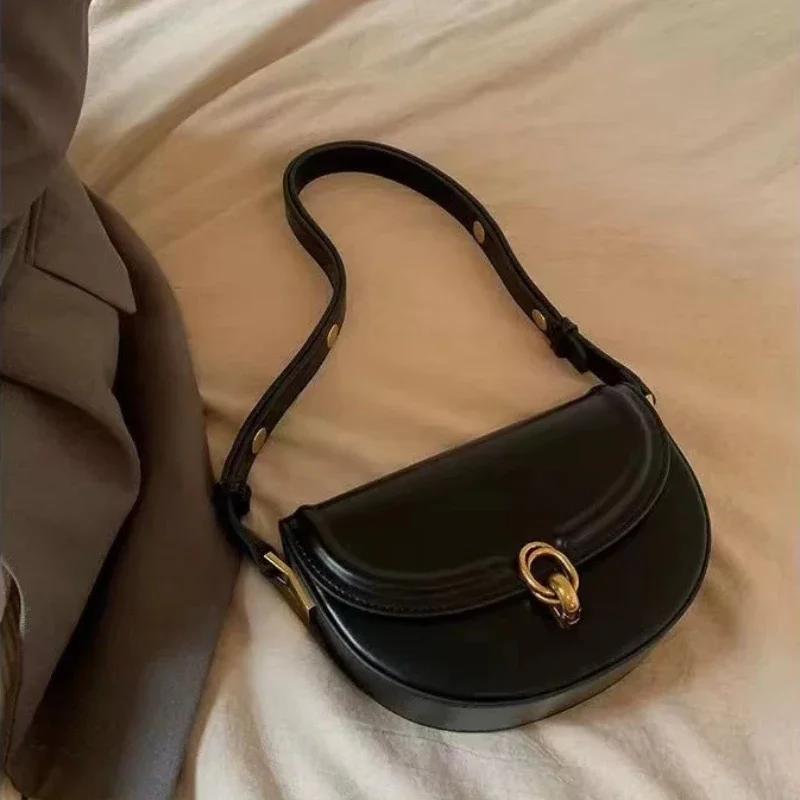 Versatile bag Zadel Crossbody Tassen voor Vrouwen 2023 Trend Mode PU Leer Kleine Schouder Handtassen en Portemonnees Solide Vintage Tas Portemonnees