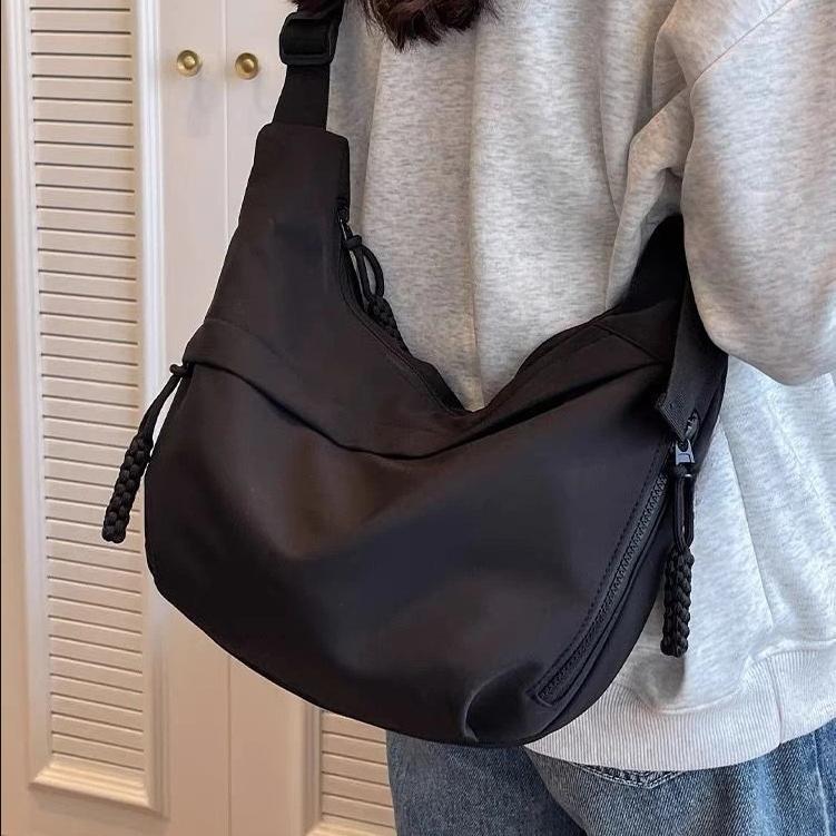 MOJOTO Nylon Hobos Crossbody Tassen Solid Casual Rits Dames Tassen 2024 Mode Hoge Capaciteit Effen Kleur Enkele Schouder Totes Tas zwart