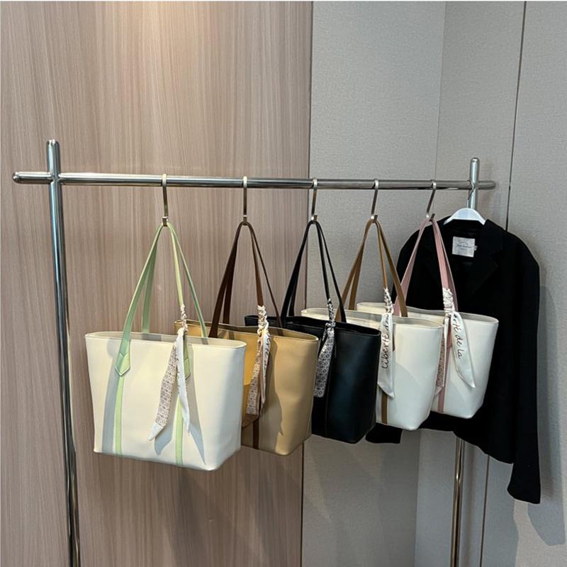 Exquisite handbag NO 1 Hoogwaardige klassieke effen schoudertas met textuur voor dames in een niche-crossbodytas, modieuze kleine vierkante tas bruin/wit