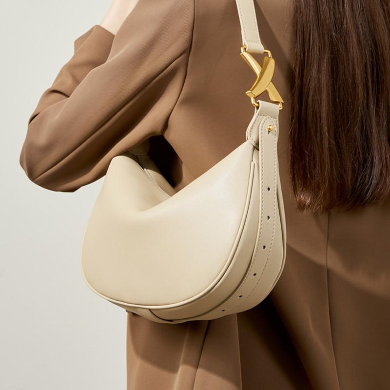 Leather bag Echte leren halve maan kleine schouder crossbody tassen voor vrouwen Trend Designer koeienhuid oksel dames handtassen