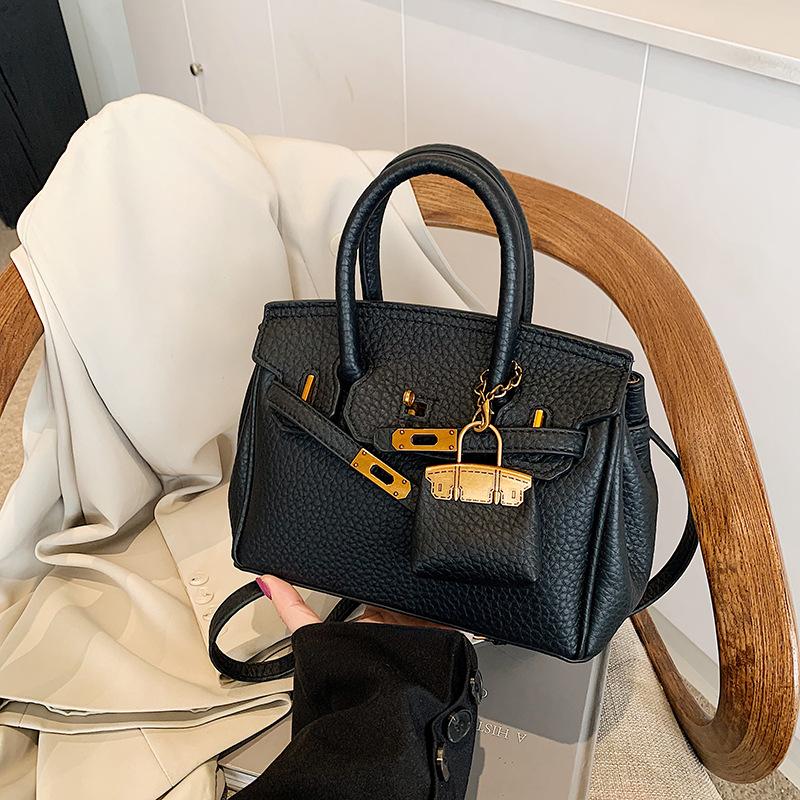 The Bags Family Fashion Platinum Bag Women'S Autumn And Winter Simple Casual Versatile Foreign Style Shoulder Messenger Bag Small 19.5 * 9.5 * 13 rood