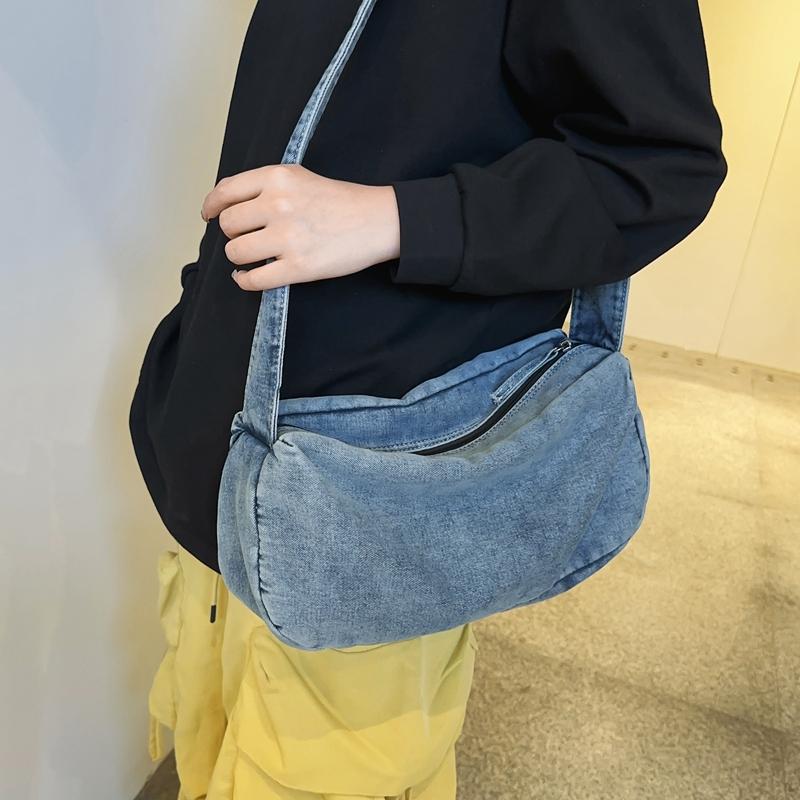 RUWB BAGS Vintage Denim Schouder Crossbody Tassen voor Meisjes School Messenger Bags Reishandtassen Casual Grote Capaciteit Dames Schoudertassen lichtblauwe kleur