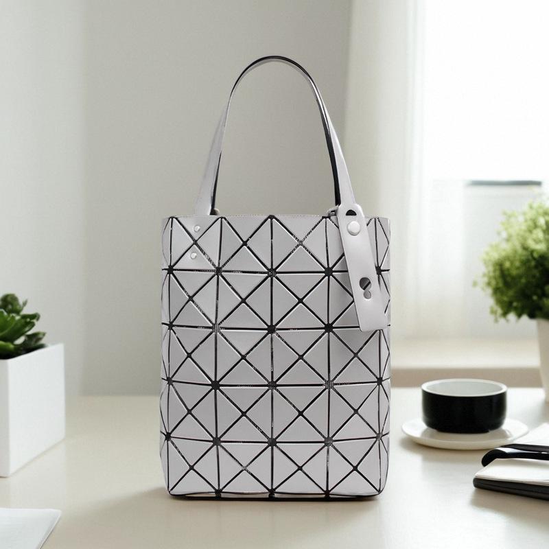 VantaGoods Zhaisan Fantasy Color Mini Geometrische Diamant Handtas - Frosted Vierkante Schoudertas voor Dames 16cm * 4cm * 16cm