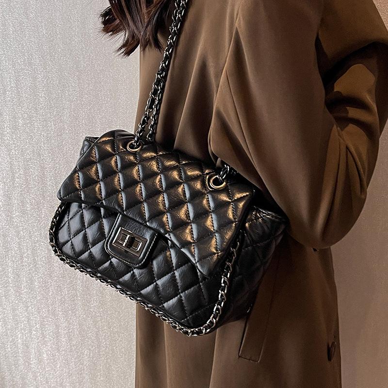 Warm clothes family Rhombus kettingtas dames grote capaciteit 2024 nieuwe herfst veelzijdige senior gevoel buitenlandse stijl explosie schouder messenger bag No specification zwart