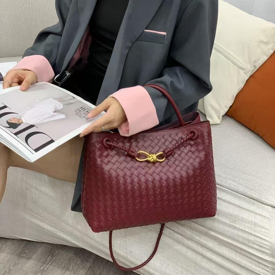 Fashionable bags Bow Hardware Tas Modieuze Gevlochten Handtas voor Dames, Eén Schouder Crossbody Tas 25*9*19