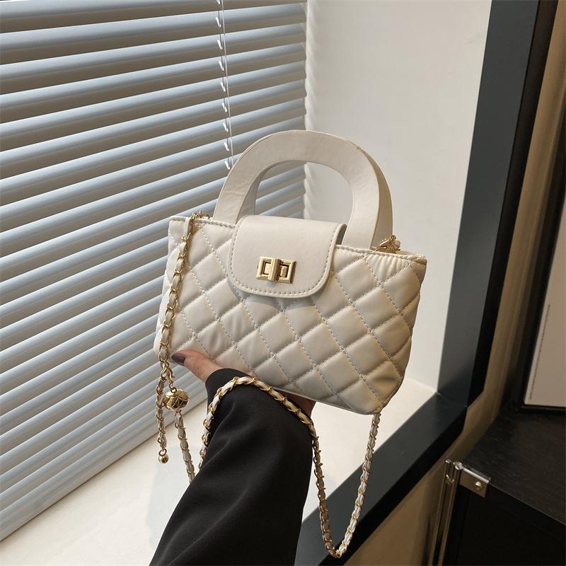 Best Fashion Pavilion Damestas diamantketting commuter kleine vierkante tas dames 2024 nieuwe trendy mode retro textuur schoudertas messenger bag wit