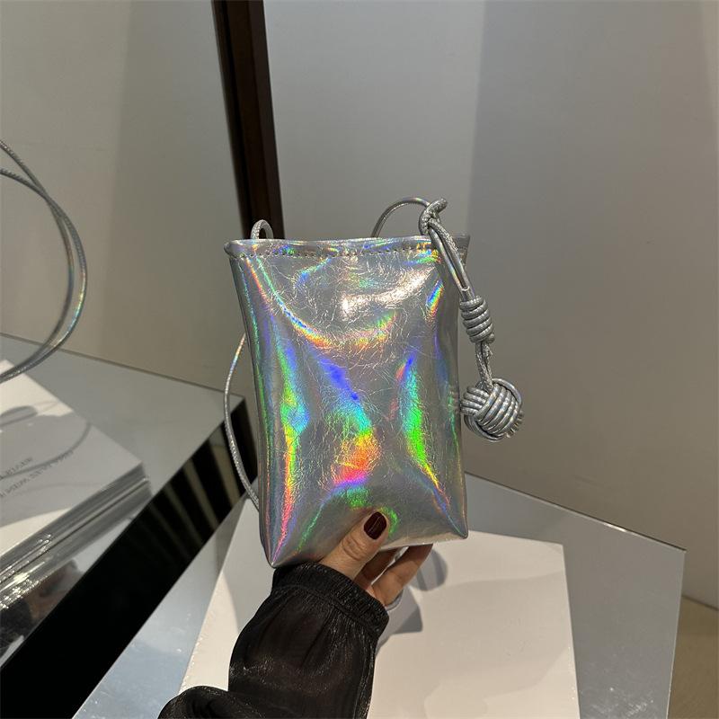 Best Fashion Pavilion Nieuwe trend zomer enkele schouder zomermodellen op de nieuwe buitenlandse stijl laser persoonlijkheid messenger mobiele telefoon kleine vierkante tas vrouwen zilver