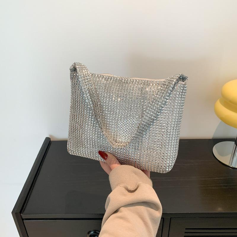 Best Fashion Pavilion De populaire tas van dit jaar, nieuw 2024 Europese en Amerikaanse mode, retro schoudertas met strass, damestas met schoudertas en okseltas zwart