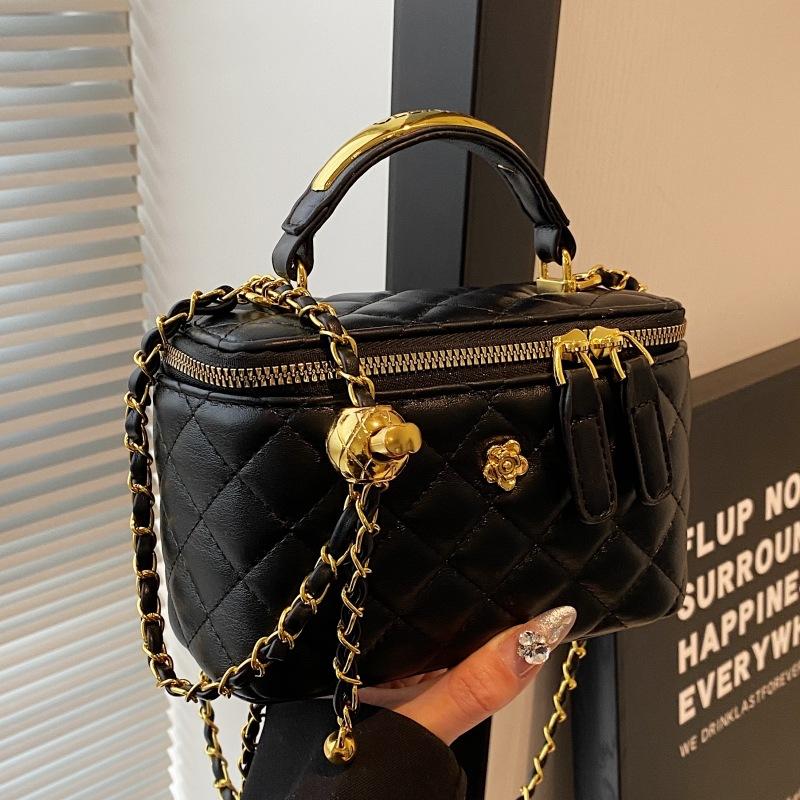 The Bags Family Hand Carry Retro Fashion Box Bag, Small Fragrant Wind Rhombus Small Square Bag, High-End Single Shoulder Women'S Bag 18*9*11