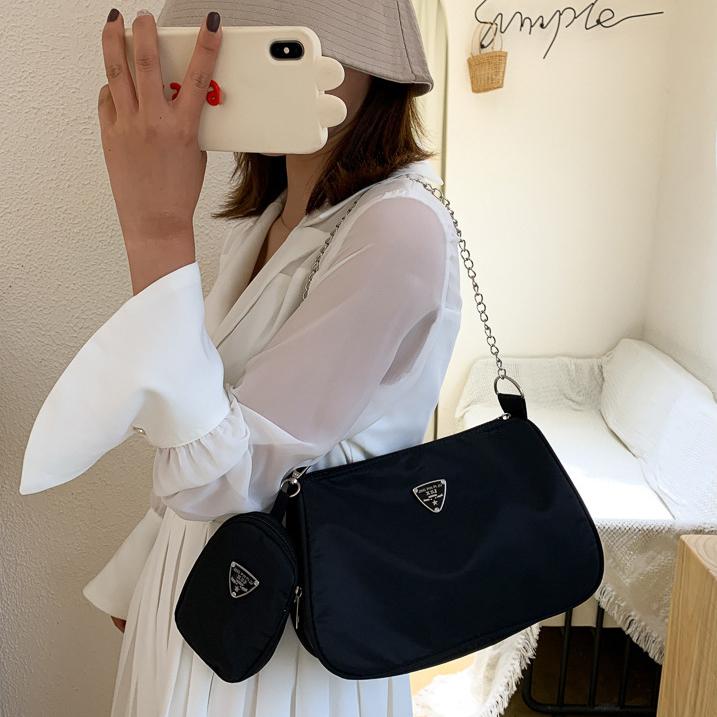 BR43FN Mode Eenvoudige Schoudertassen Voor Vrouwen Oksel Hobos Handtas Waterdichte Nylon Clutch Set 26*16*9cm wit