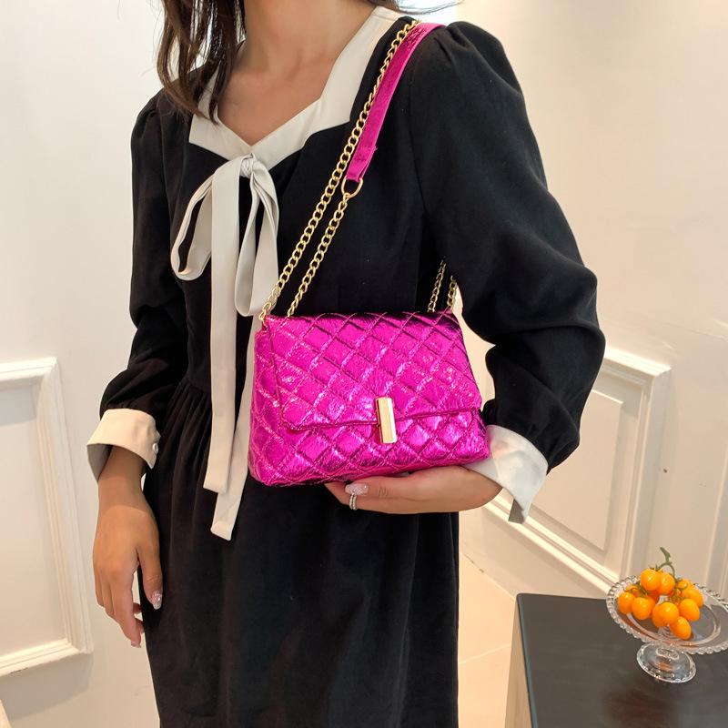 BR43FN Luxe Laser Design Chevron Quilted Schoudertas Dames Hoge Kwaliteit Geborduurde Draad PU Leren Crossbody Messenger Bag 22x8x15cm zilver