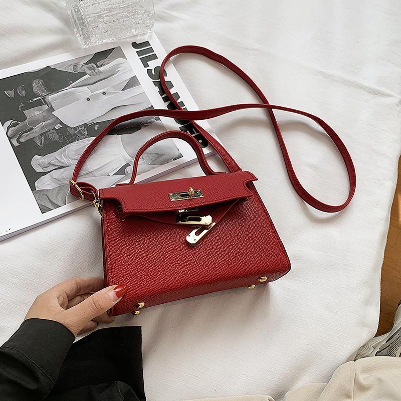 ZF Be 2022 Eenvoudige Casual Kleine Tas Vrouwelijke Populaire Nieuwe Trend Mode Retro Draagbare Schoudertas Messenger Bag Handtas