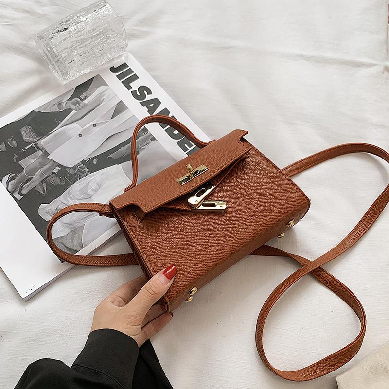 ZF Be 2022 Eenvoudige Casual Kleine Tas Vrouwelijke Populaire Nieuwe Trend Mode Retro Draagbare Schoudertas Messenger Bag Handtas