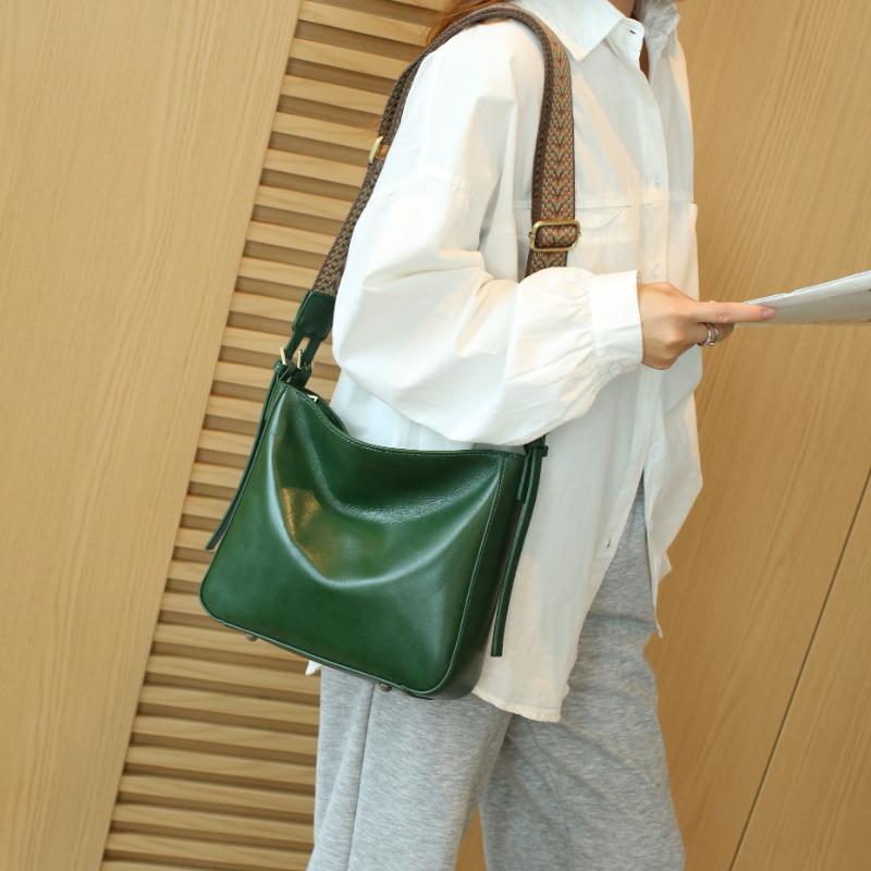 VIA ROMA Tas Dames Crossbody Tas Echt Leer Dames Tas Bucket Bag Premium Touch Plantaardig Gelooid Leer Vintage Forensentas groen