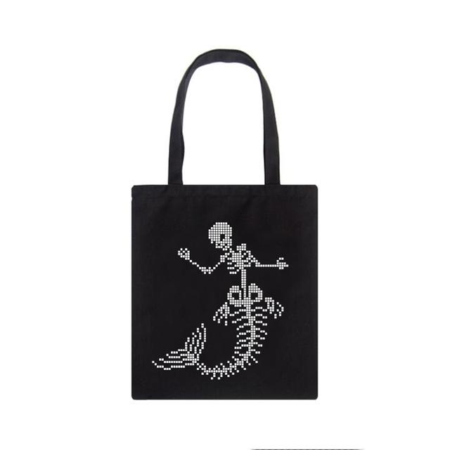 Aidegou31 Hiphop Vintage vrouwen schoudertas Harajuku vlinder schedel canvas tas gothic schooltas punk casual grote capaciteit shopper tassen 24*26cm