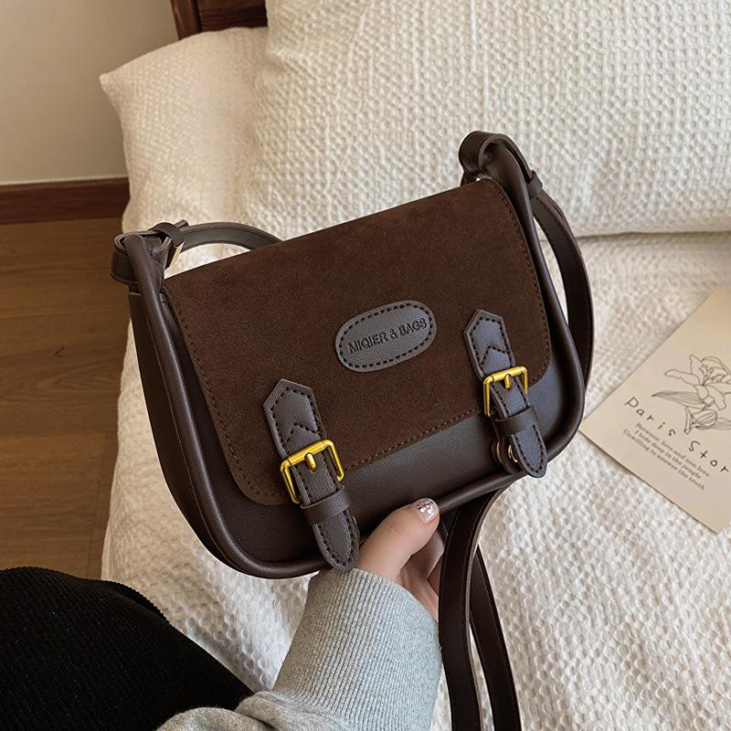 Exquisite handbag NO 1 Hoogwaardige klassieke effen schoudertas met textuur voor dames in een niche-crossbodytas, modieuze kleine vierkante tas koffie