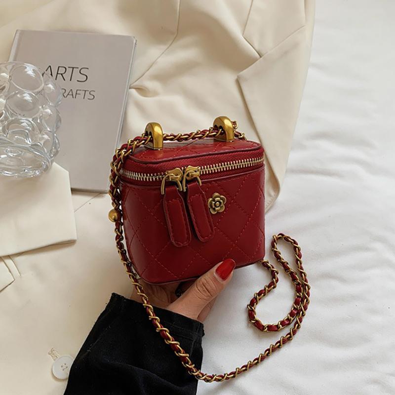 Fancy Lady Populaire Rhombus Borduurwerk Kleine Tas voor Vrouwen 2024 Nieuwe Stijl Veelzijdige Ketting Crossbody Tas Mode Mini Tas