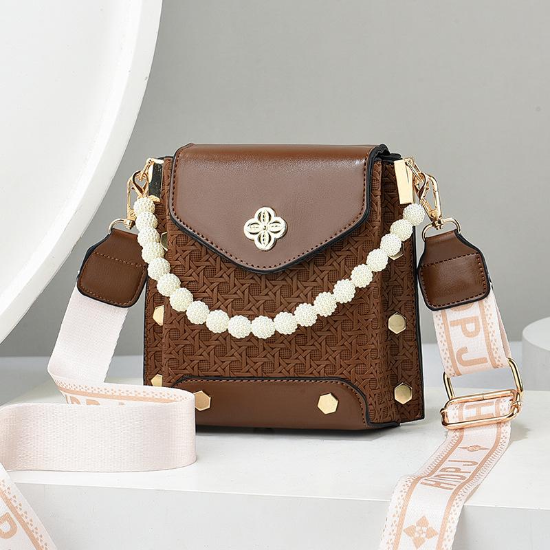 Umsif Dames vierkante kleine crossbodytassen mobiele telefoon portemonnee kunstleer schouder handtas portemonnee portemonnee mode casual mini handtas met bovenhandvat voor dames donkerbruine kleur
