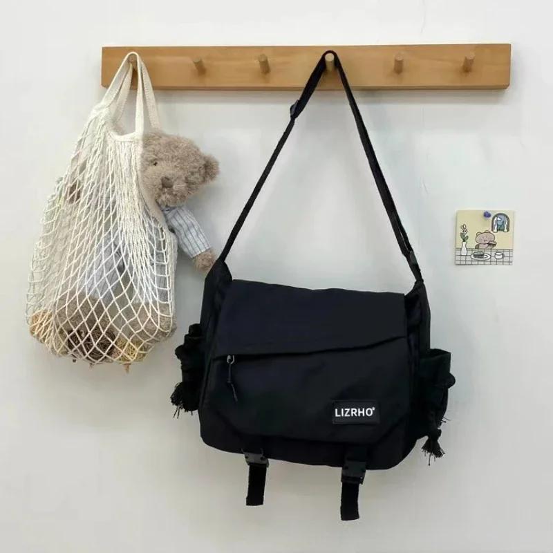 Sexy ladies trend market Messenger Bag Japanse Handtassen School Koreaans Enkele Schouder Meisje Student Hong Kong Stijl Retro Grote Capaciteit Postbode Vrouwen
