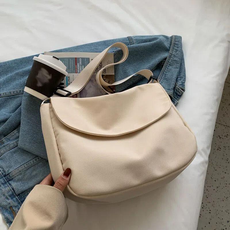 WTEMPO Eenvoudige effen kleur enkele schouder messenger bag veelzijdige Koreaanse nylon canvas cross-straddle dames