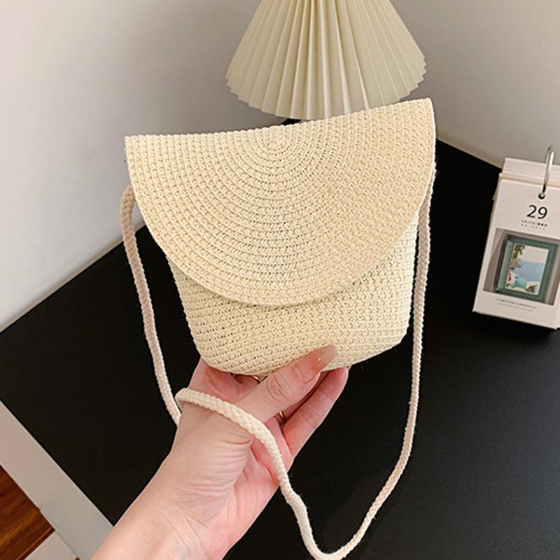 Colorful Bag Nieuwe kleine frisse handtas Franse stro geweven tas schoudertas Sen-serie tas Pastorale crossbody tas zomertas 12x7x16cm beige