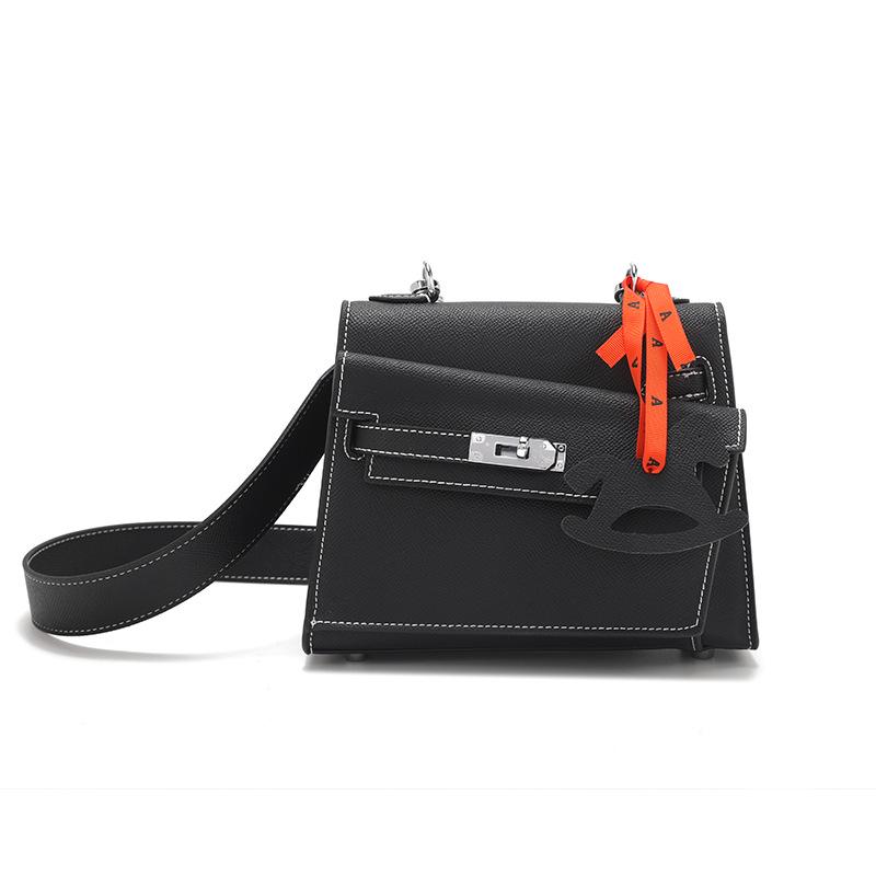 StrideBox Spring 2025 High-End Retro Shoulder Crossbody Handbag