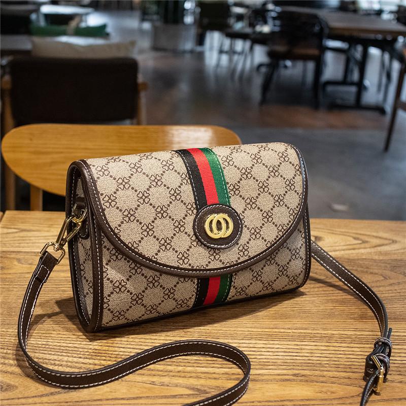 Versatile glasses New Fashionable Shoulder Bags Classic Retro Crossbody Bag Wide Shoulder Strap Small Square Bags High Quality Messenger Bags