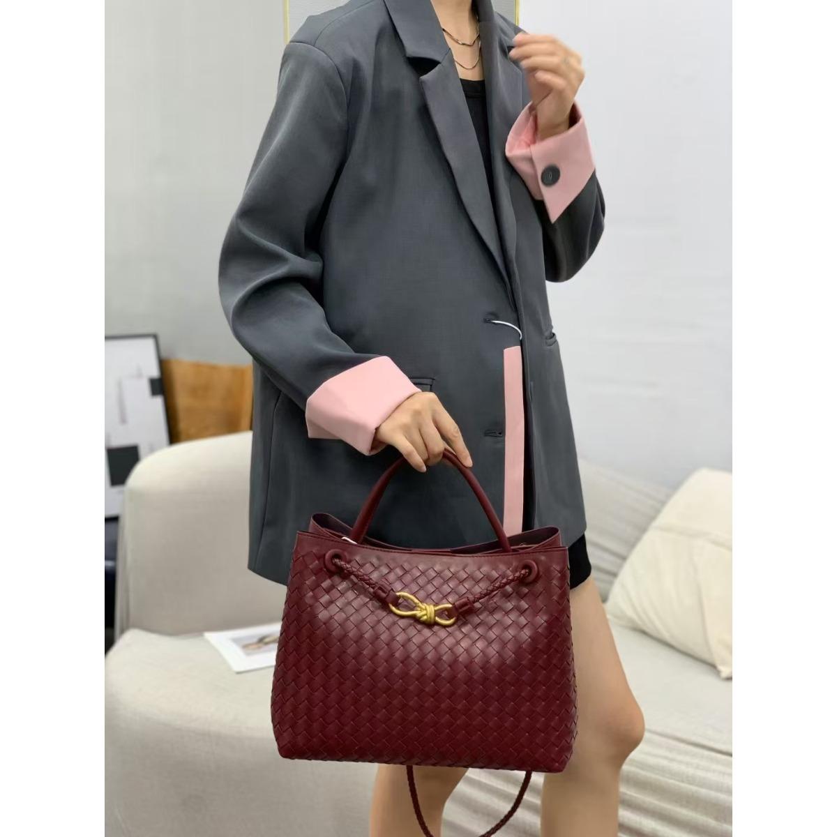 Fashionable casual bag Bow Hardware Tas Modieuze Gevlochten Handtas voor Dames, Eén Schouder Crossbody Tas 25*9*19