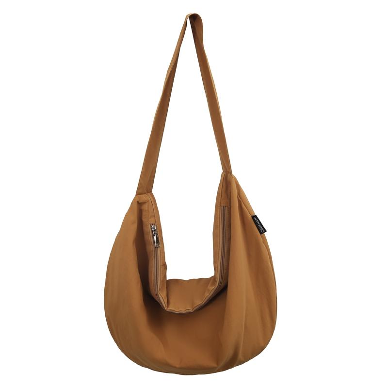 KULUOSIDI BAG Nylon schoudertas dames crossbody tas bruin