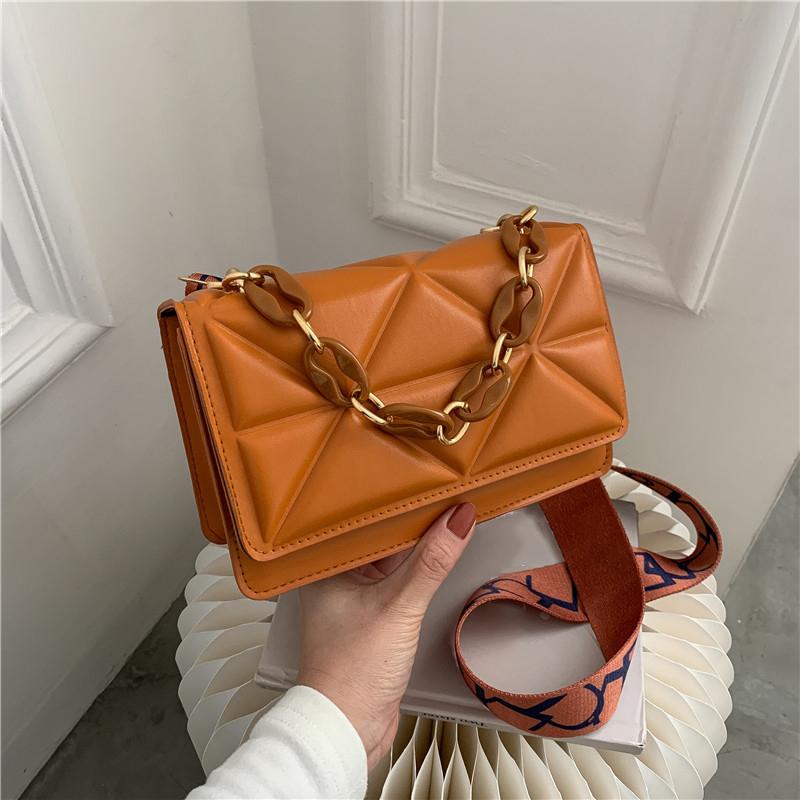 Colorful Bag Effen kleur schoudertas brede schouderriem handtassen vrouwelijke reis acryl ketting messenger bag plaid PU leren crossbody tassen 20x7x12cm bruin