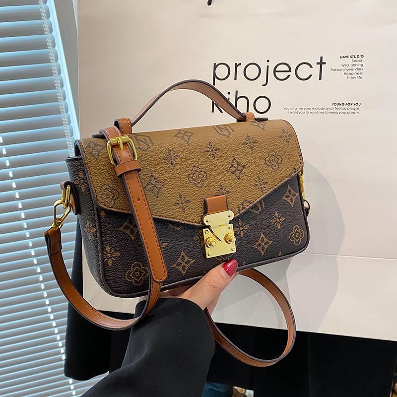 Versatile glasses Nieuwe luxe mode bedrukte dames tas met één schouder, hete verkoop kleine vierkante tas, veelzijdige hoge kwaliteit crossbody tas