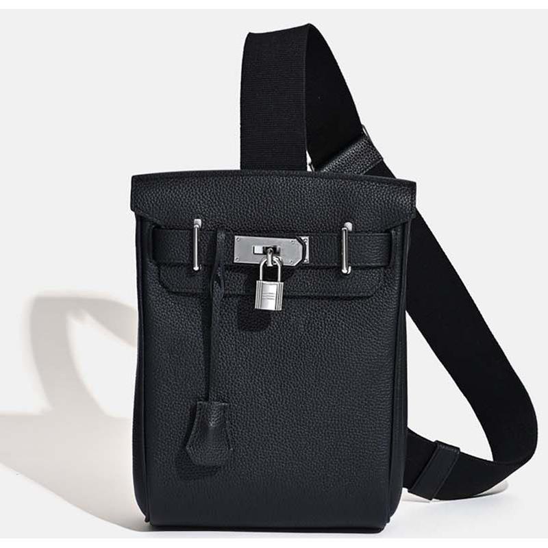 Sexy ladies trend market New bag unisex breast bag high quality first layer cowhide shoulder crossbody commuter bag fanny pack women 17*8*27cm zwart