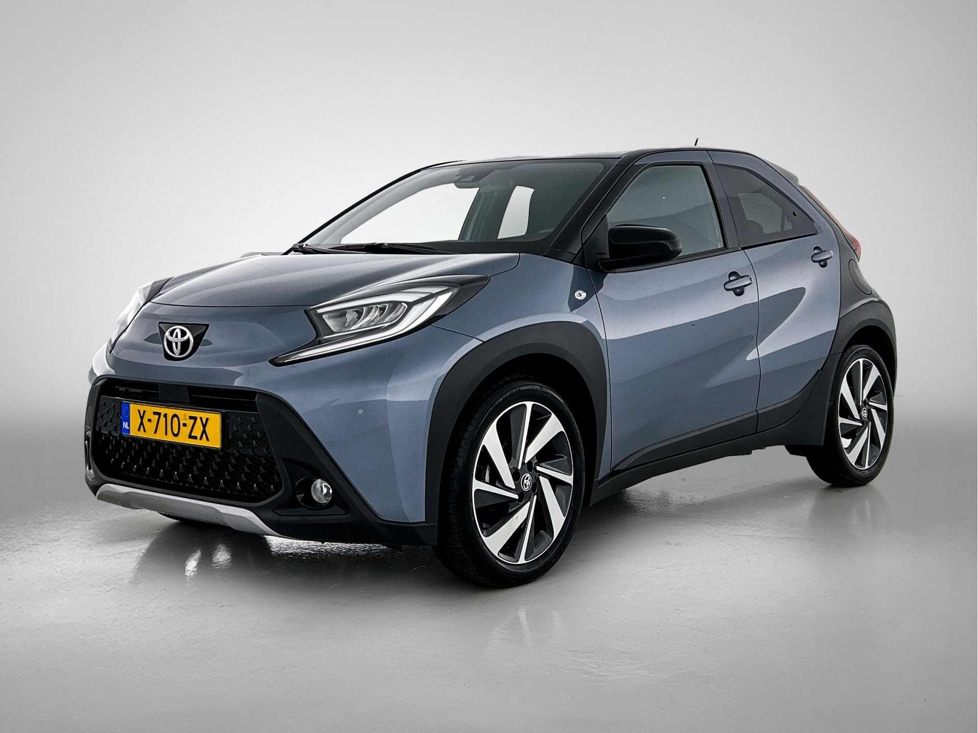 Toyota Aygo X 1.0 Vvt-I Mt Envy