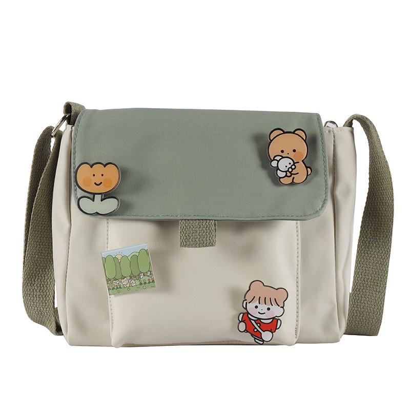 Wonderful Household Vrouwen Mini Cartoon Canvas Schoudertassen Leuke Mobiele Telefoon Tas Voor Studenten Brief Crossbody Rits Flap Tas met badges groen