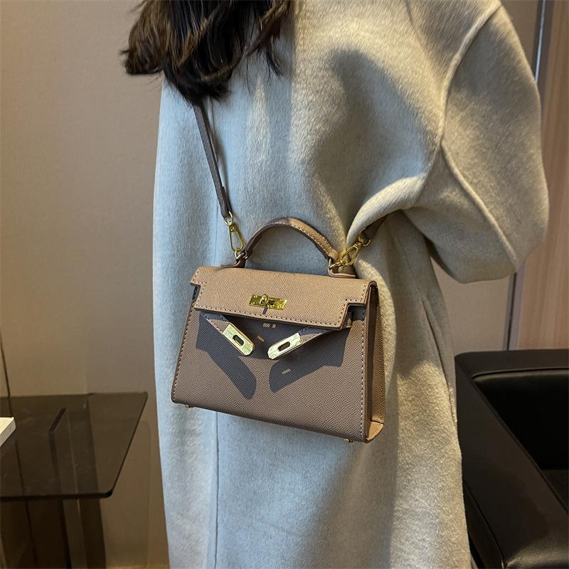 Wucifang Bags Kleine Tas Dames Nieuwe Mode Handgedragen Veelzijdige Kleine Vierkante Tas kaki