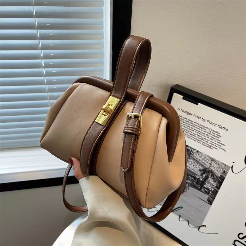 WTEMPO Handtas voor dames Collision Color Handtas Klein pakket Senior Sense of Fashion Niche Design Zacht leer Veelzijdige crossbodytas 27*10*15cm