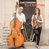 Joan Chamorro presenta a Elia Bastida