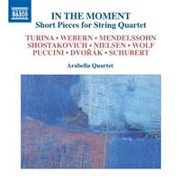 Naxos Deutschland Musik & Video Vertriebs-GmbH / Poing In the Moment